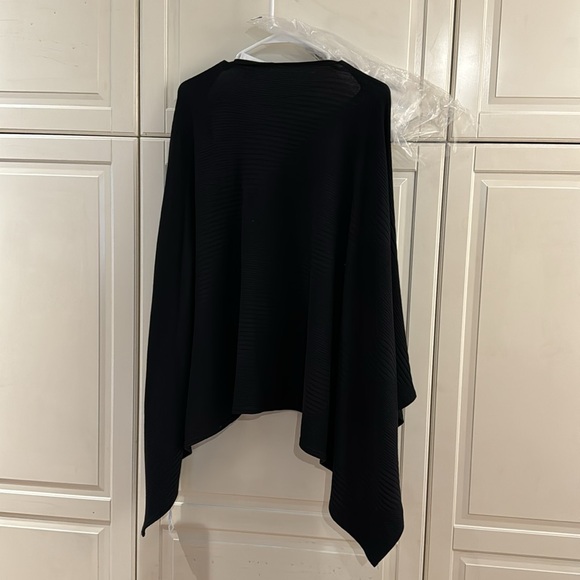 Fabletics Lily Scarf Pullover Wrap Style One Size Fits All - Picture 5 of 5